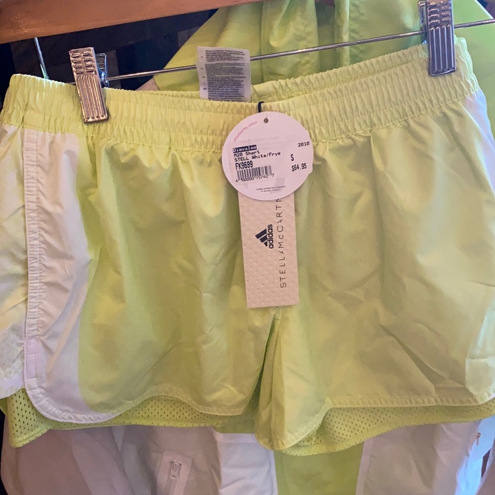 Perfect Stella McCartney shorts! Size small!